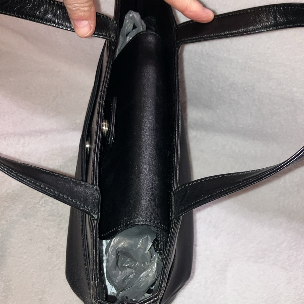 Burberry Black Tote Bag - Picture 10 of 14